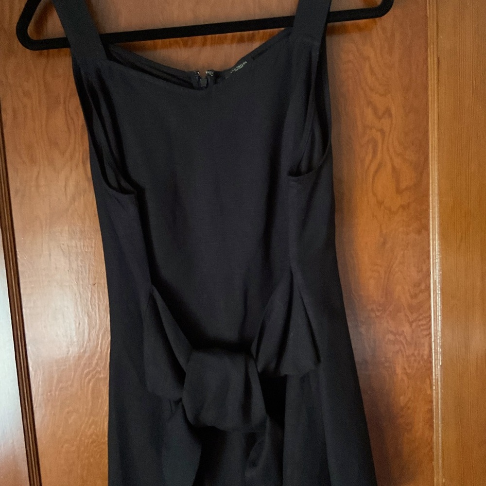 Ann Taylor Factory Black Top, NWOT sleeveless w/waist tie for added interest!